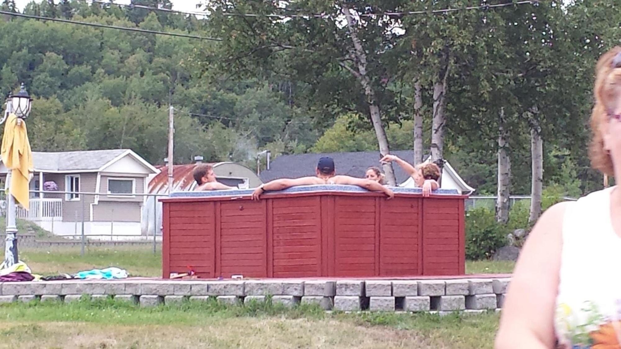 Motel Et Chalets Bo-Fleuve Evangeline Saint-Siméon Quarto foto